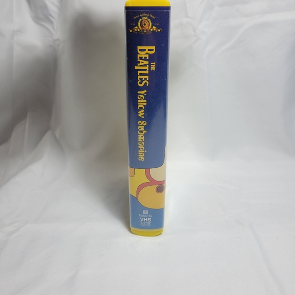 Vintage The Beatles Yellow Submarine VHS Animated cartoon Movie Tested Working - Picture 3 of 6